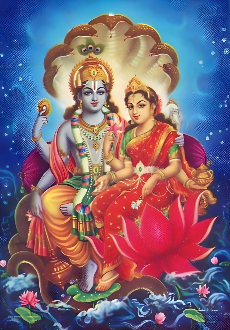 lakshmi nair family photo vishnu nair and parvathy nair